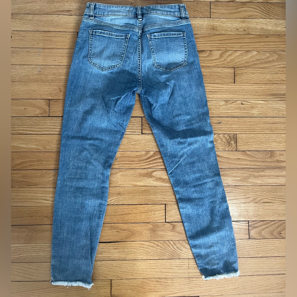 Eunina skinny jeans with frayed ankle